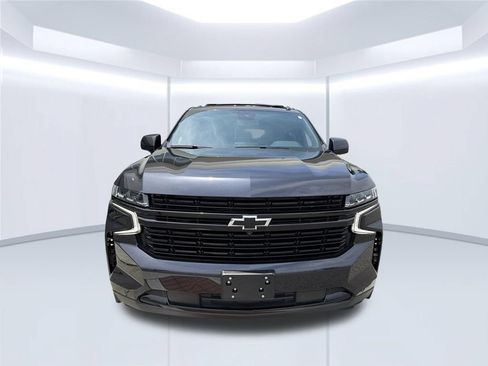 Used 2024 Chevrolet Tahoe RST w/ Luxury Package RWD image 2