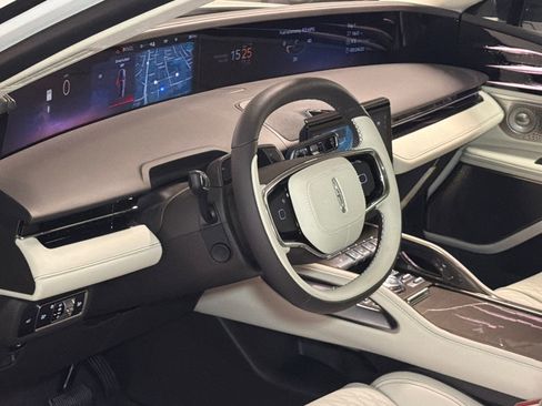 New 2026 Lincoln Nautilus Black Label AWD/4WD image 15