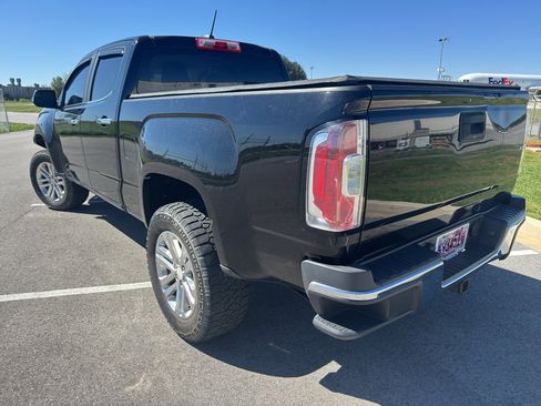 Used 2015 GMC Canyon SLT w/ Driver Alert Package image 4