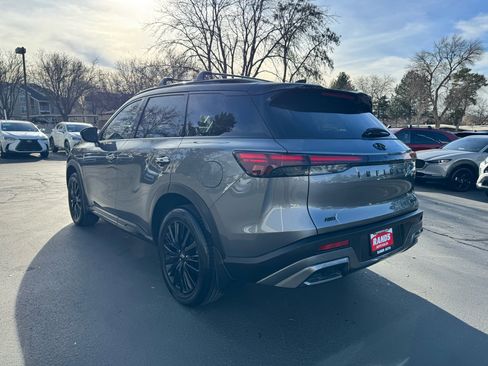 Used 2024 INFINITI QX60 Sensory w/ Vision Package image 10