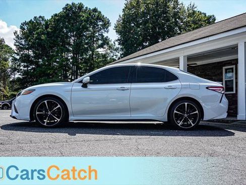Used 2019 Toyota Camry XSE FWD image 14