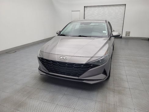 Used 2022 Hyundai Elantra SEL w/ Cargo Package FWD image 15