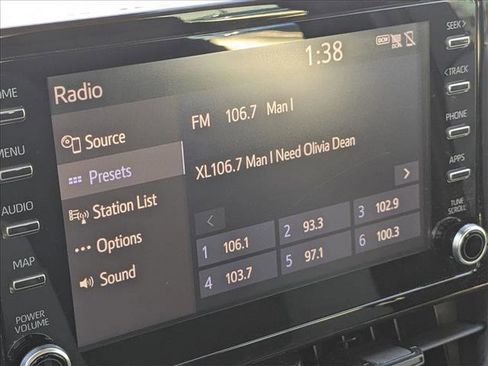 Used 2020 Toyota Corolla LE image 14