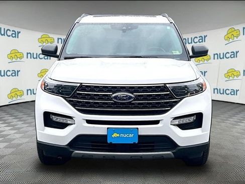 Used 2021 Ford Explorer XLT w/ Equipment Group 202A AWD/4WD image 3