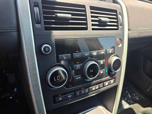 Used 2016 Land Rover Discovery Sport HSE AWD/4WD image 30