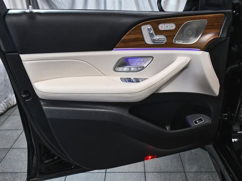 Used 2024 Mercedes-Benz GLE 350 4MATIC image 9