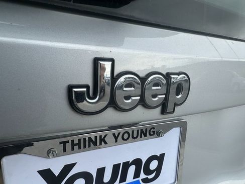 Used 2021 Jeep Renegade Sport image 18