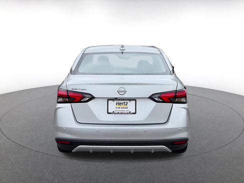 Used 2025 Nissan Versa SV FWD image 11