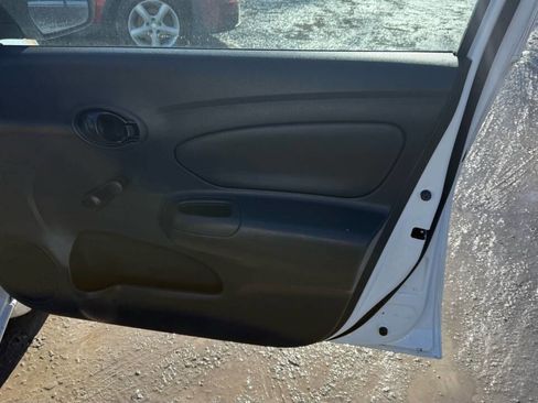 Used 2012 Nissan Versa S w/ Cruise Control Pkg image 7