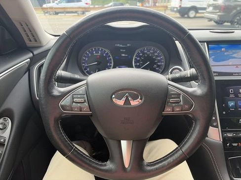 Used 2015 INFINITI Q50 Premium w/ Navigation Package AWD/4WD image 14
