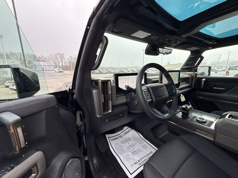 New 2025 GMC Hummer EV 3X image 44