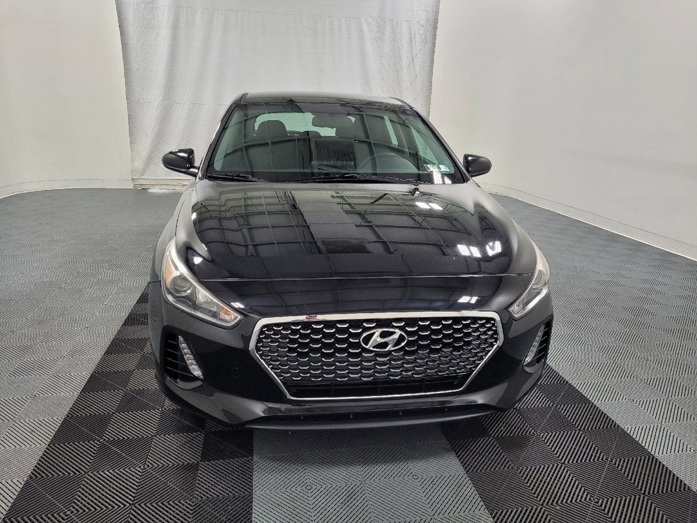 Used 2020 Hyundai Elantra GT FWD image 14