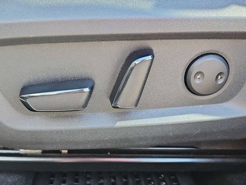 Used 2022 Nissan Rogue SL w/ SL Premium Package image 15