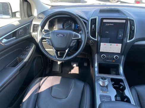 Used 2022 Ford Edge Titanium image 8