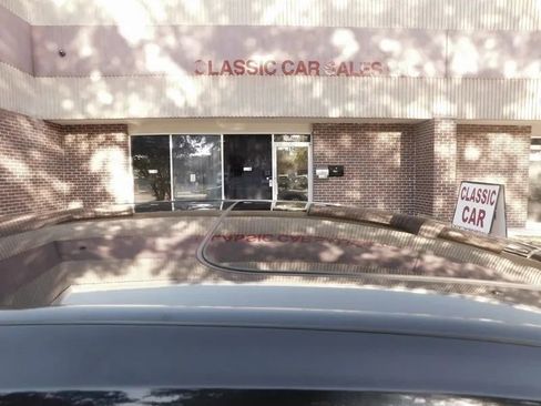 Used 2012 BMW 750Li xDrive image 17