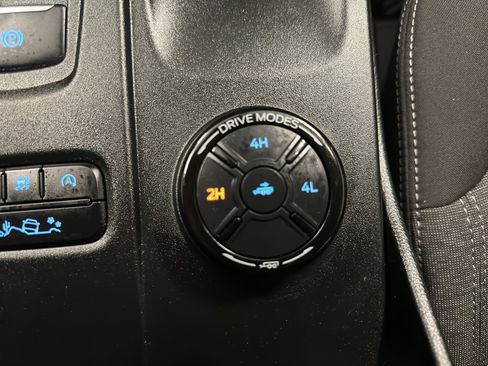 Used 2025 Ford Ranger XLT w/ FX4 Off-Road Package image 24