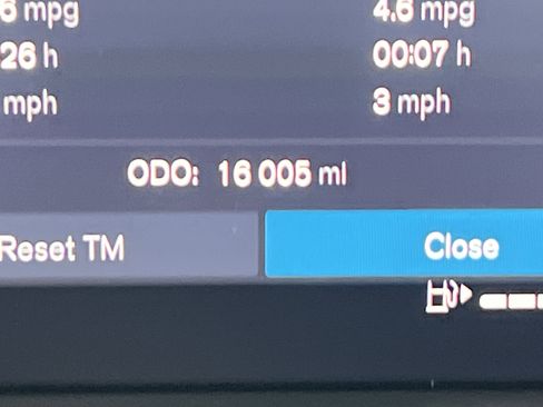 Used 2025 Volvo XC60 B5 Plus image 22