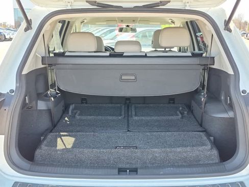 Used 2019 Volkswagen Tiguan SE image 19