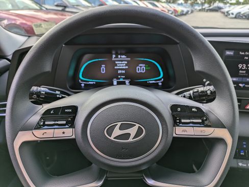 New 2026 Hyundai Elantra Blue image 25