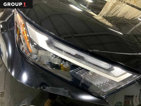 Used 2024 Toyota RAV4 LE image 28