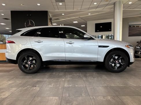 Used 2021 Jaguar F-PACE S image 2
