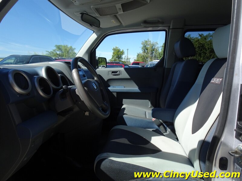 Used 2003 Honda Element EX image 9