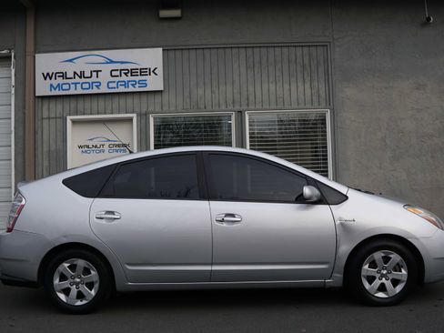 Used 2009 Toyota Prius HATCHBACK 4D image 22
