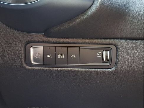 Certified 2024 Chevrolet Equinox EV LT FWD image 12