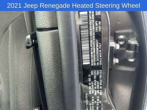 Used 2021 Jeep Renegade Latitude image 31