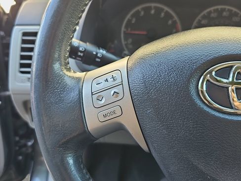 Used 2013 Toyota Corolla LE w/ Premium Pkg FWD image 19