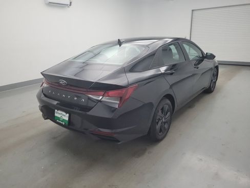 Used 2023 Hyundai Elantra SEL w/ Cargo Package FWD image 9