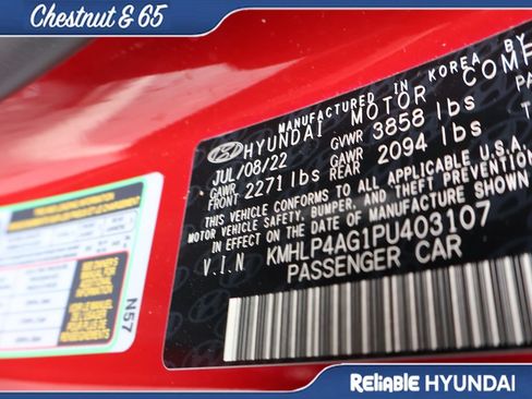 Used 2023 Hyundai Elantra Limited FWD image 41