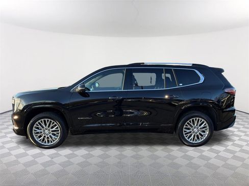 Used 2025 GMC Acadia Denali image 8