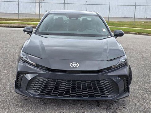 Certified 2025 Toyota Camry SE image 2