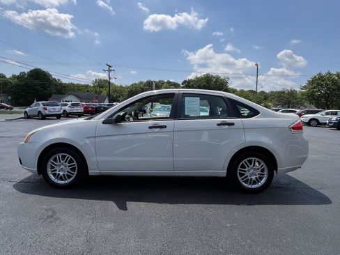 Used 2009 Ford Focus SE FWD image 20