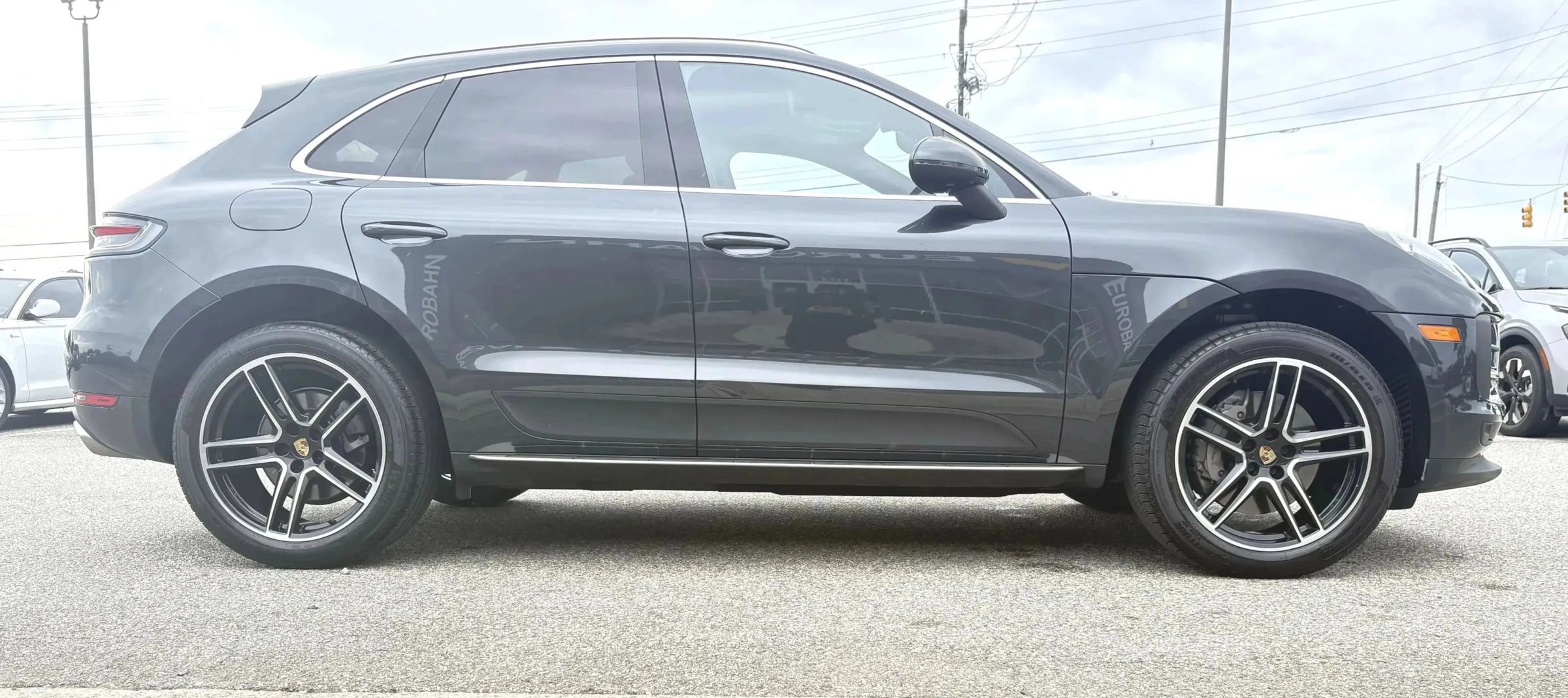 Used 2021 Porsche Macan S AWD/4WD image 24