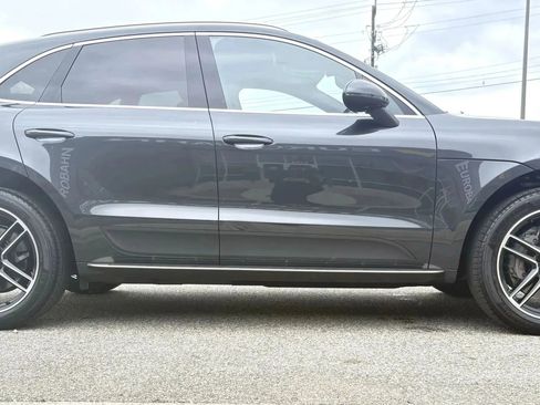 Used 2021 Porsche Macan S AWD/4WD image 24