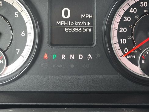 Used 2018 RAM 1500 Classic SLT AWD/4WD image 23