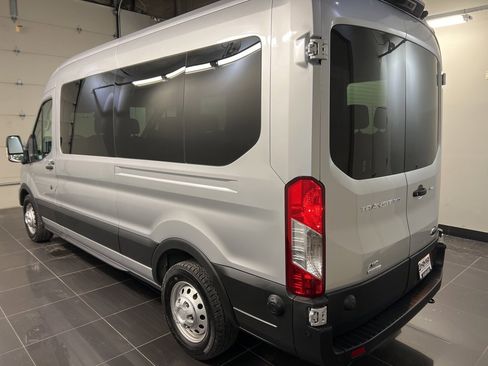 Used 2024 Ford Transit 350 XLT image 4