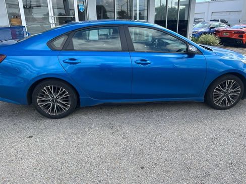 Used 2022 Kia Forte GT-Line w/ GT-Line Premium Package FWD image 6