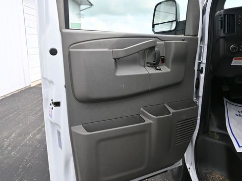 New 2025 GMC Savana 3500 w/ Power Convenience Package image 16