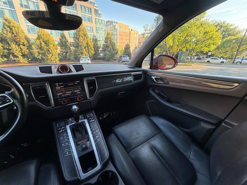 Used 2016 Porsche Macan S AWD/4WD image 36
