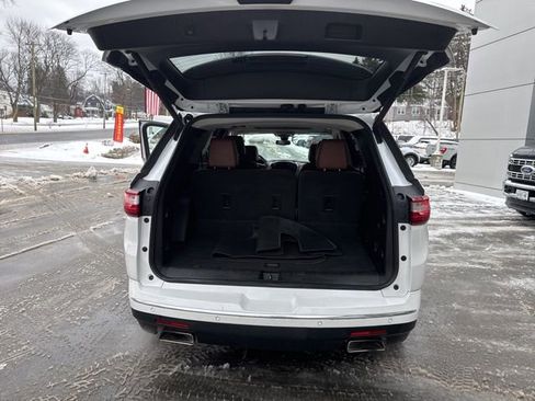 Used 2018 Chevrolet Traverse High Country AWD/4WD image 13
