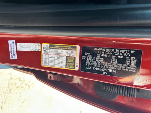 Used 2023 Kia Soul LX w/ LX Technology Package FWD image 16