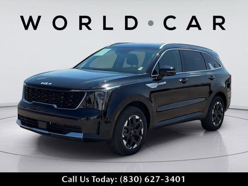 Used 2024 Kia Sorento S image 7