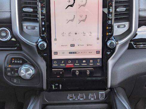 Used 2026 RAM 1500 Laramie w/ Night Edition image 20