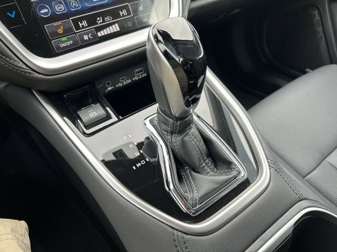 Certified 2025 Subaru Outback Limited w/ Popular Package #2 image 16