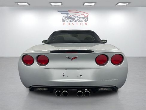 Used 2012 Chevrolet Corvette Grand Sport w/ 2LT Preferred Equipment Group image 5