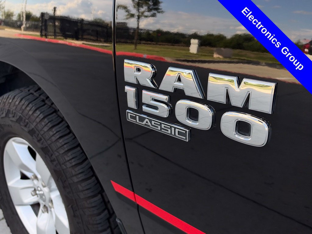 Used 2022 RAM 1500 Classic SLT w/ Trailer & Traction Group RWD image 9