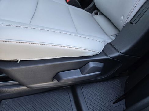 New 2026 Ford Explorer Active w/ Active Comfort Package image 22